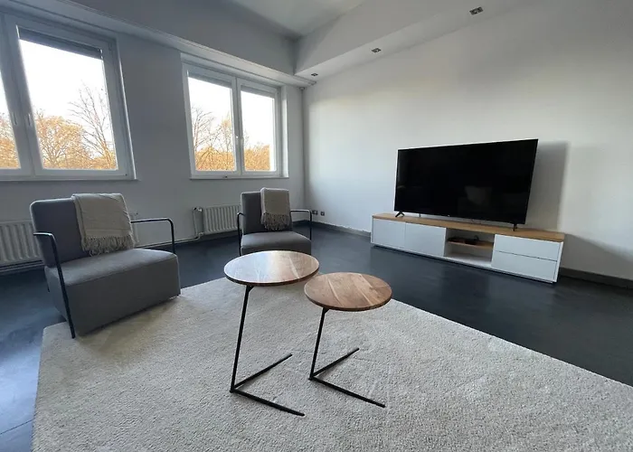 Ferienwohnung TruRetreats Design Loft für 8 Personen I Riesige Küche I eCharger I 65z SmartTV I 150qm Hamburg